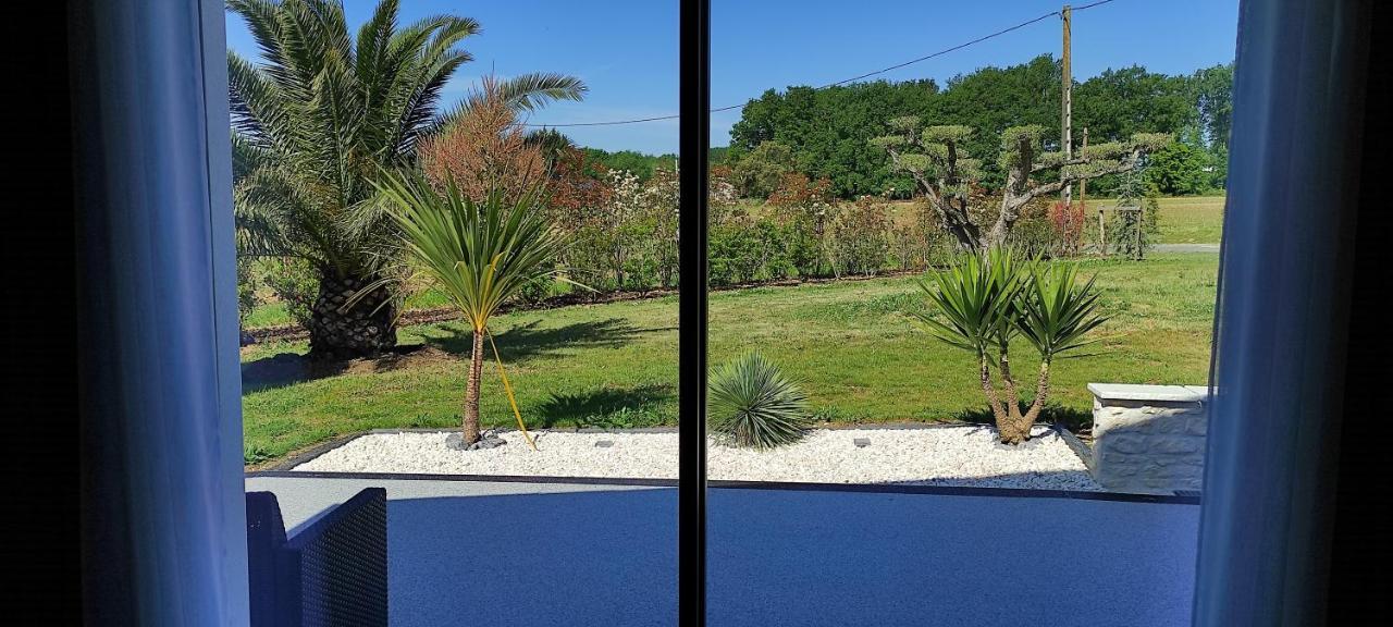 Bed and Breakfast Les Cuves - Saintes Chaniers Zewnętrze zdjęcie