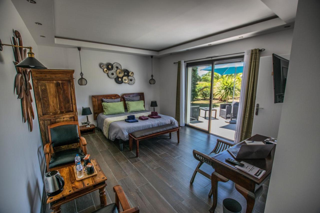 Bed and Breakfast Les Cuves - Saintes Chaniers Zewnętrze zdjęcie
