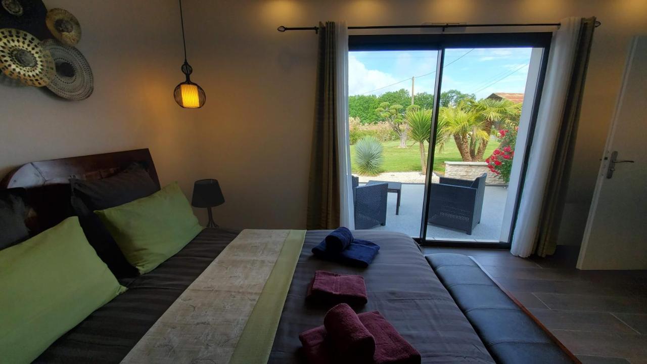 Bed and Breakfast Les Cuves - Saintes Chaniers Zewnętrze zdjęcie